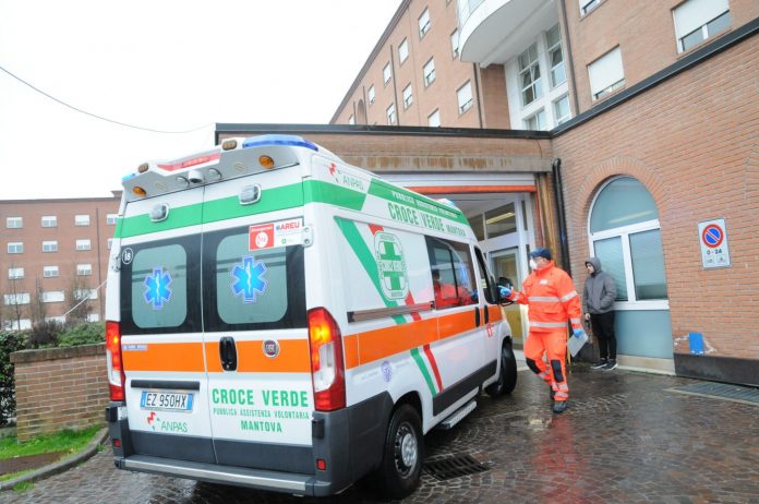 La Croce Verde di Mantova in prima linea nell'emergenza sanitaria. Sostienila con una donazione