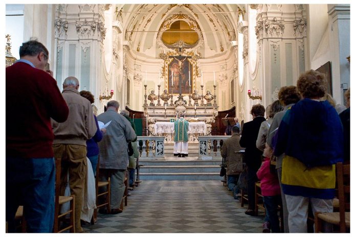 Nelle chiese mantovane tornano le messe con i fedeli